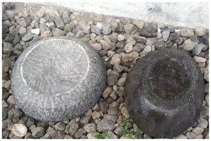 Cara simpel membedakan cobek batu asli dan palsu cuma pakai 1 bahan makanan