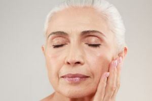 Tak perlu botoks, ini cara membuat krim wajah untuk atasi keriput dan garis halus pakai 1 jenis sayur