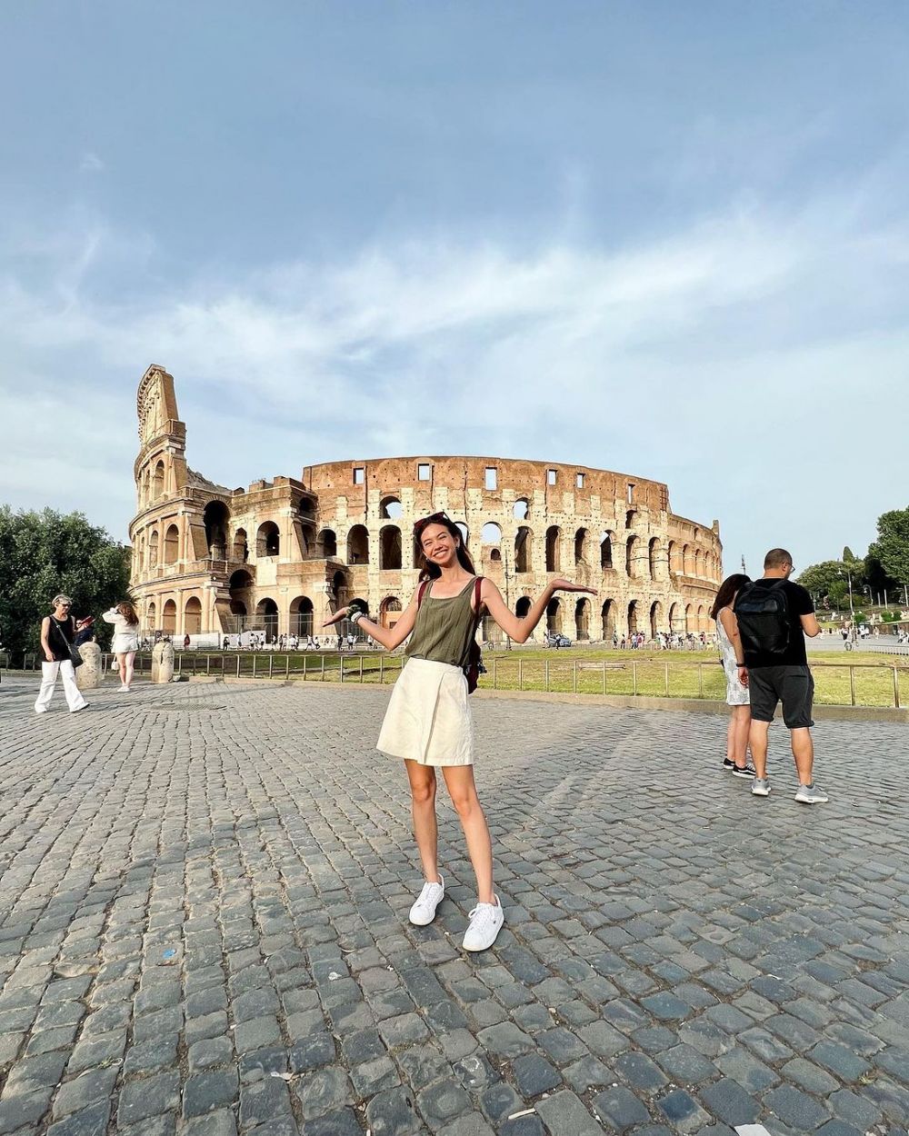 Yuki Kato tak gengsi pamer foto liburan yang gagal, netizen labeli sang artis si nggak takut aib