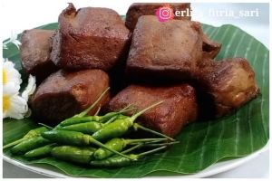 Tak perlu dikukus dulu, ini trik bikin tahu bacem yang legit dan nggak hancur saat diungkep