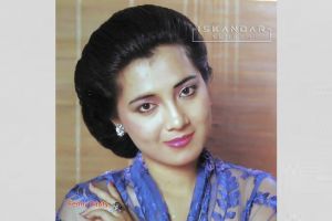 Sempat jadi artis terkenal, model top era 80-an ini kini pilih jualan nasi padang