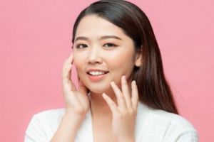 Bukan dengan putih telur, begini cara merawat wajah berminyak agar bebas jerawat pakai 1 jenis buah