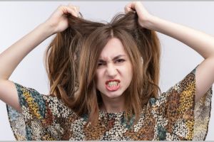 Tak perlu minyak kelapa, ini cara mudah atasi rambut kusut dan kusam hanya pakai 1 jenis karbohidrat