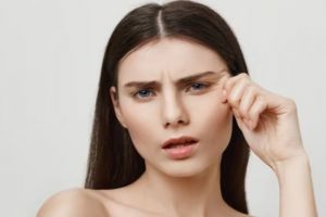 Tak kalah efektif dari putih telur, ini cara menghilangkan kerutan pada wajah pakai 2 jenis minyak