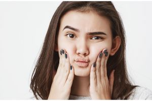 Nggak perlu suntik whitening, ini cara atasi kulit kusam agar kembali glowing pakai 1 jenis buah