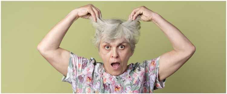 Hitamnya pekat disangka pakai semir, ini trik menghilangkan rambut beruban hanya pakai 1 bumbu dapur