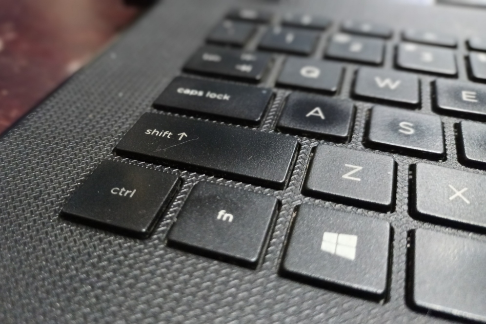 Cara memperbaiki tombol Fn yang tidak berfungsi di keyboard