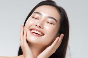 Bukan pakai kunyit, begini cara memutihkan area wajah dan leher dengan 1 jenis bahan minuman