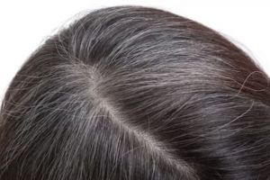 Tanpa kopi dan kulit bawang merah, ini cara atasi tumbuhnya uban berlebih cuma pakai 1 bahan minuman