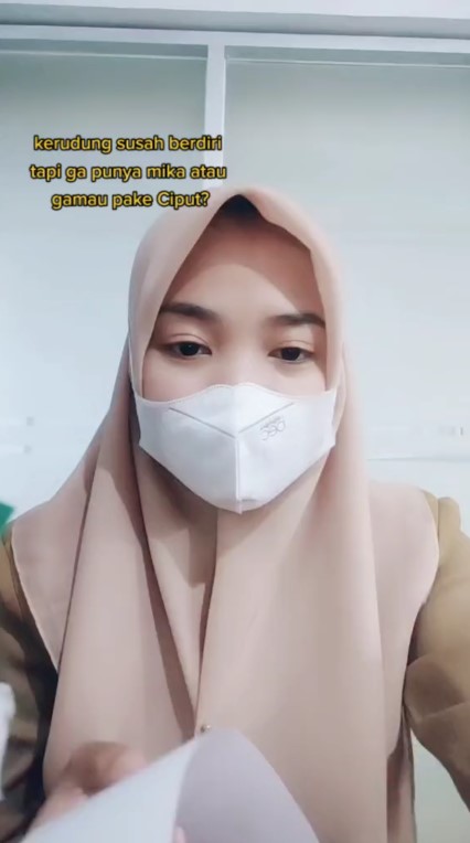Tanpa gunakan ciput, ini cara pakai jilbab rapi meskipun tak disetrika cuma pakai 1 alat tulis