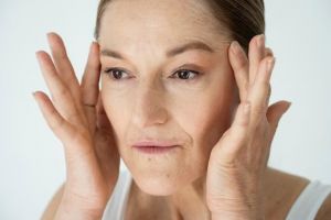 Tanpa madu, ini trik perkuat skin barrier agar wajah tidak cepat keriput pakai 1 jenis biji-bijian