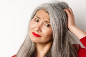 Tanpa cengkeh dan kopi, ini cara mengurangi tumbuhnya uban dan rambut rontok pakai 1 jenis rempah