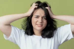 Tak cuma pakai lidah buaya, ini trik atasi rambut rusak dan susah tumbuh pakai tambahan 1 bumbu dapur