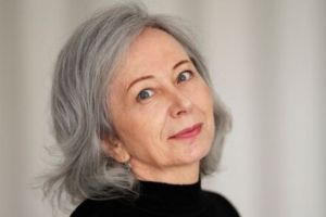 Tampak 15 tahun lebih muda, begini cara bikin wajah bebas keriput pakai 1 jenis buah-buahan