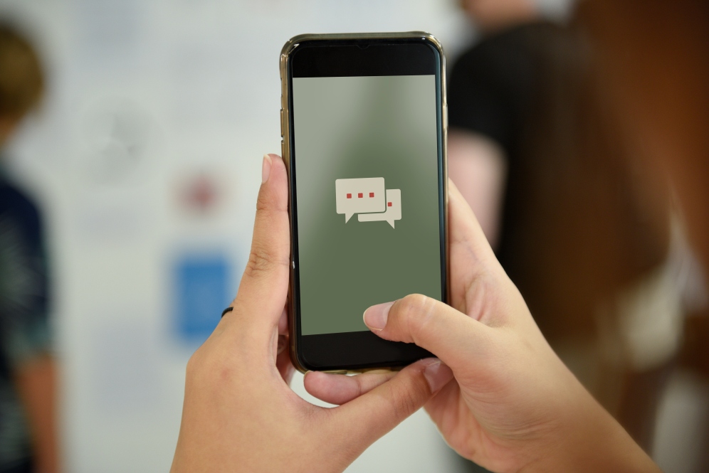 Cara mudah mentransfer data pesan teks antara dua perangkat Android