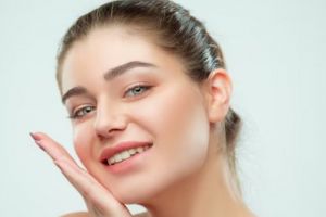 Awet muda di usia 50 tahun, ini trik cegah munculnya keriput dan wajah mengendur pakai 3 bahan dapur