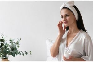 11 Rekomendasi skincare untuk ibu hamil bisa atasi kulit kusam, harga di bawah Rp 250 ribu