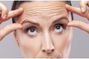 Halus tanpa minuman kolagen, ini cara pudarkan kerutan di wajah agar tampak muda pakai 1 bahan makanan