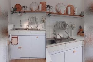 10 Potret dapur mungil rumah subsidi ini desainnya mewah pakai mini bar, estetik meski minimalis