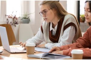 Rumus titik puncak fungsi kuadrat, pahami konsep dasar dan cara mudah penyelesaian soal