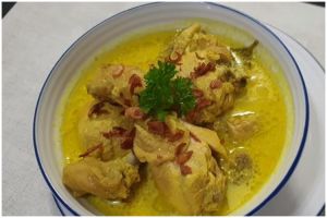 Trik masak opor ayam agar tidak amis dan cepat basi, cuma tambah satu jenis minuman