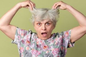 Rambut kembali hitam tanpa semir dan urang-aring, begini trik atasi uban hanya pakai 1 jenis daun