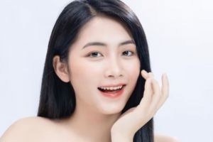 Lebih hemat tanpa beli pil pemutih, begini cara meratakan warna kulit yang kusam pakai 1 jenis daun