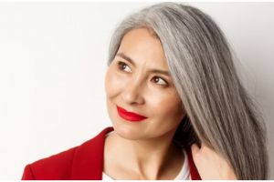 Tanpa ditutup semir, ini cara melenyapkan rambut beruban hanya pakai hair oil dari 1 bumbu dapur