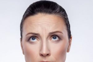 Auto kenyal tanpa madu, ini trik memudarkan kerutan di wajah pakai masker dari 2 jenis buah