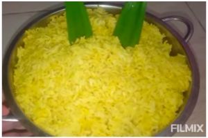 Tanpa tambahan jeruk nipis, ini trik memasak nasi kuning supaya awet dan tak cepat basi