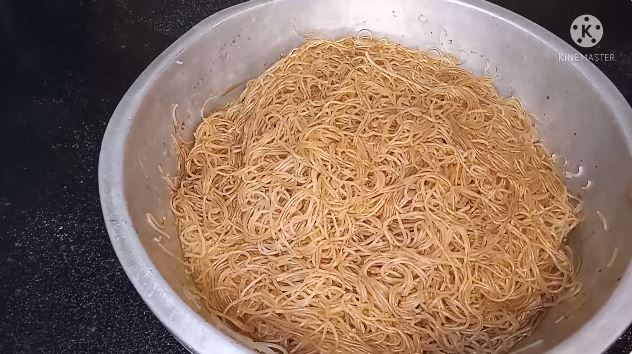 Cara membuat bihun goreng yang tidak cepat basi dan antilengket di wajan