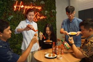 Bikin hari lebih seru, SASA kembali membagikan kebaikan lewat Saus Sambal yang membawa keceriaan