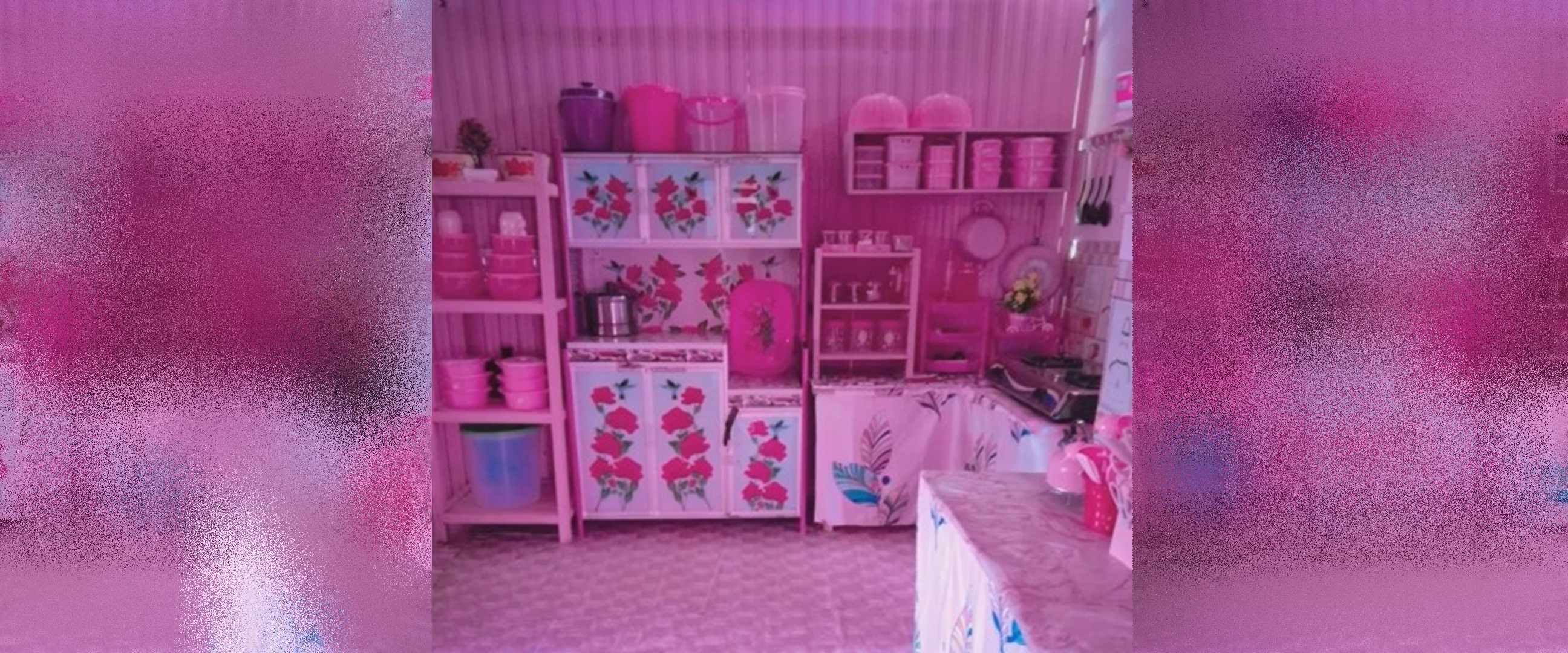 Estetik tak harus mahal, 9 potret dapur kayu serba pink ini tampilannya rapi dan bersih bikin betah