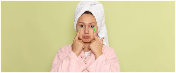 11 Rekomendasi skincare untuk kulit sensitif dan berjerawat harga mulai