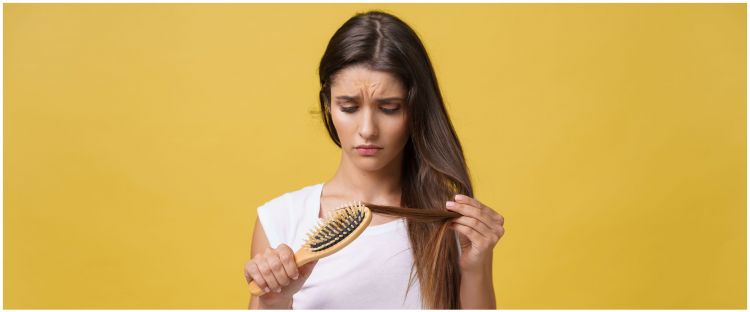 Tanpa gunakan produk penguat akar, ini trik atasi rambut rontok berlebih pakai masker dari 1 protein