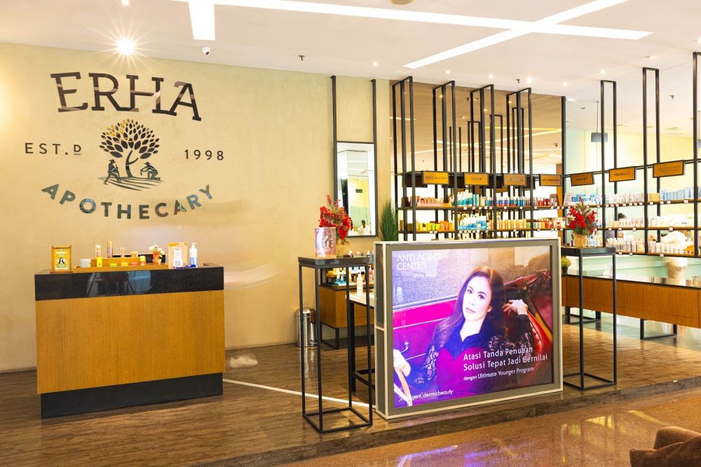 Percaya diri dengan kulit awet muda, Erha Ultimate solusi tepat untuk skinvestasi jangka panjang
