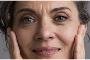 Usia 50 bebas tanda penuaan, ini trik hilangkan kerutan di wajah pakai krim dari 1 jenis biji-bijian