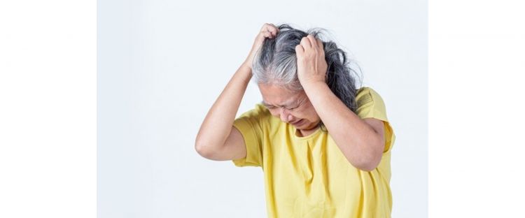 Tanpa hair serum, ini trik jitu hitamkan rambut beruban secara natural pakai 1 jenis minuman