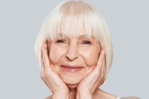 Tampak muda di usia 50 tahun, ini cara kencangkan kulit kendur dan cepat keriput pakai 1 pemanis alami