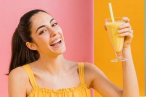 Wajah bebas kerutan di usia 40 tahun, ini cara bikin minuman kolagen cegah penuaan pakai 3 jenis buah