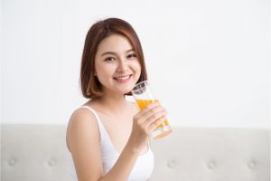 Usia 60 tampak 20 tahun lebih muda, ini cara agar wajah kenyal pakai minuman kolagen dari 2 jenis buah