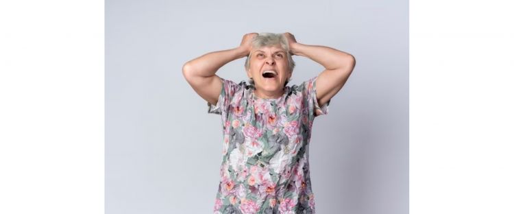 Tak hanya teh, ini trik bikin rambut beruban dan rontok kembali hitam lebat pakai 2 jenis daun