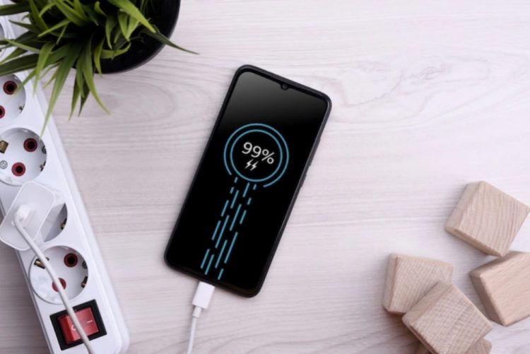 5 Cara mengisi daya iPhone secepat mungkin, jangan gunakan ponsel saat di-charge