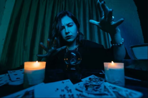 10 Tanda terkena sihir melalui mimpi yang perlu kamu tahu, pahami pengertian dan cara mengatasinya