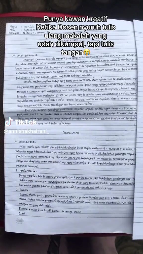 Disuruh tulis ulang makalah oleh dosen, hasil karya mahasiswa kelewat kreatif ini bikin geleng kepala