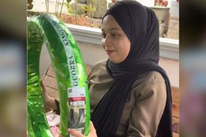 Turuti ngidam nyeleneh sang istri, aksi pria ini bikin warganet bertanya-tanya