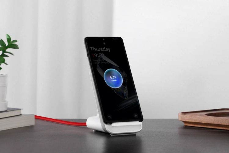 Apa itu AirVOOC? Begini penjelasan fitur pengisian daya cepat nirkabel ala OnePlus dan Oppo