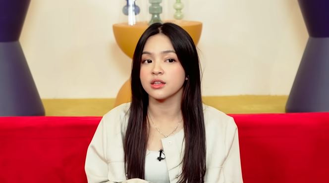 Ngaku bukan anak orang kaya, ini 9 potret rumah tiga tingkat Eca Aura di komplek elit