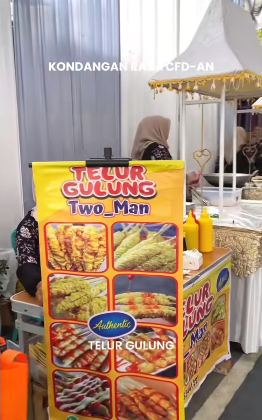 Hidangan pernikahan ala car free day ini bikin ngiler, tamu undangan berasa kulineran di hari Minggu