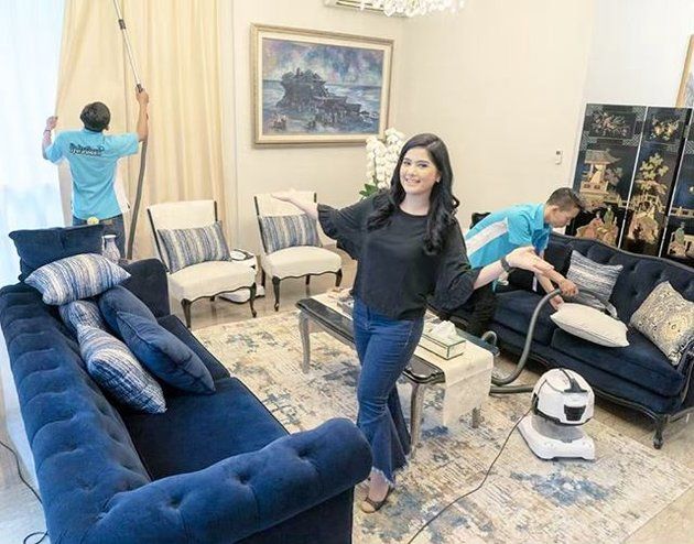 Huniannya mewah bak kastil, intip 9 potret dapur rumah AHY & Annisa Pohan apik tanpa banyak perabotan